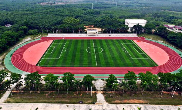 運動場地 運動場地