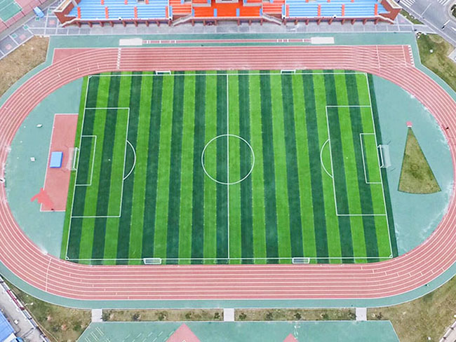 學校運動場 學校運動場